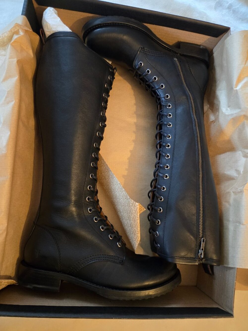 New in Box (NIB) Frye Veronica Combat Tall Boots Black Leather 9.5 - Picture 3 of 8
